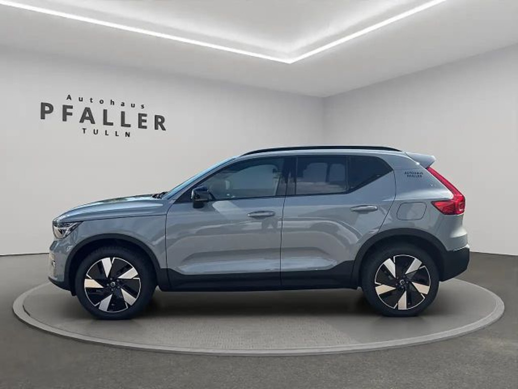 Volvo EX40