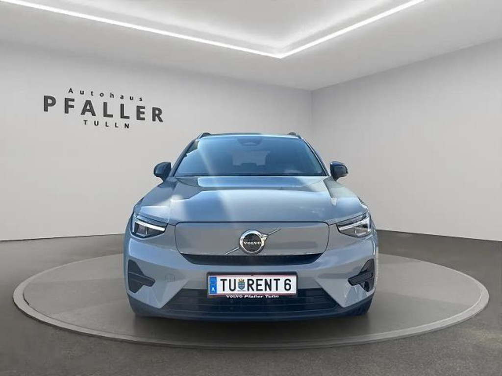 Volvo EX40