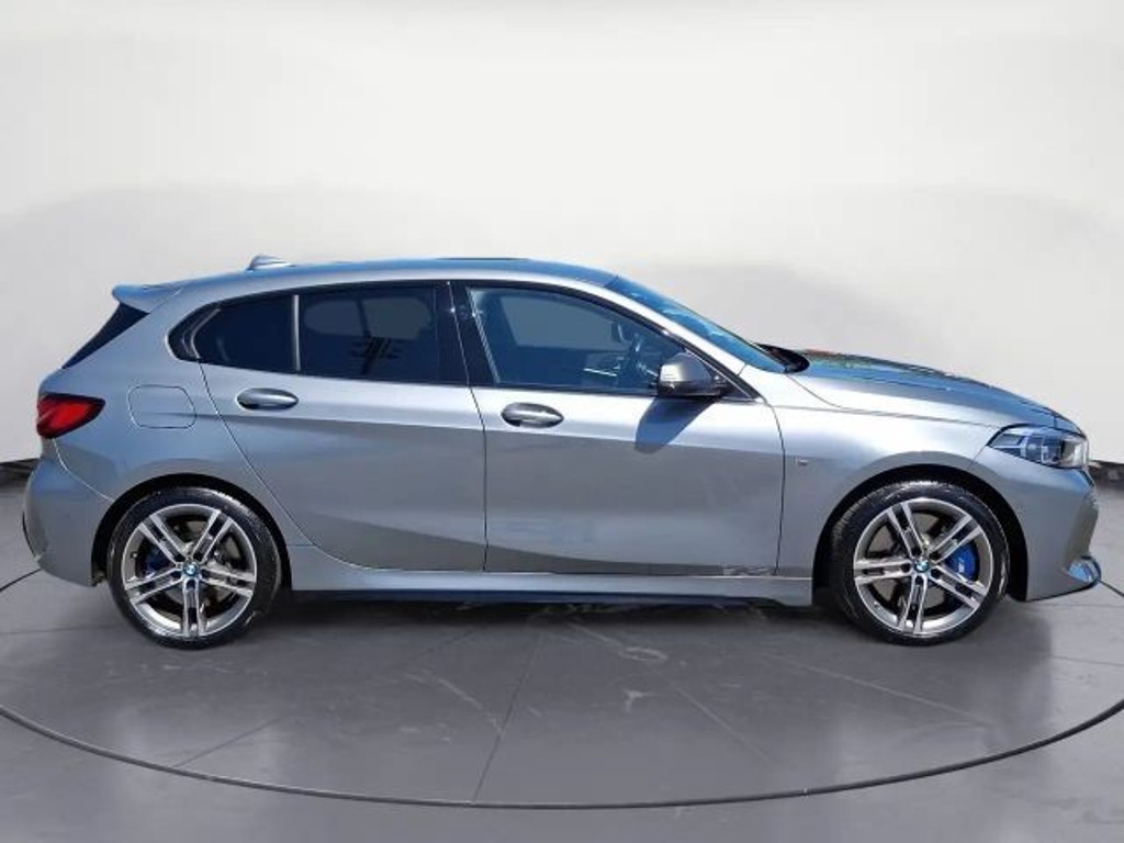 BMW 1 Serie 135 xDrive Sedan 135i