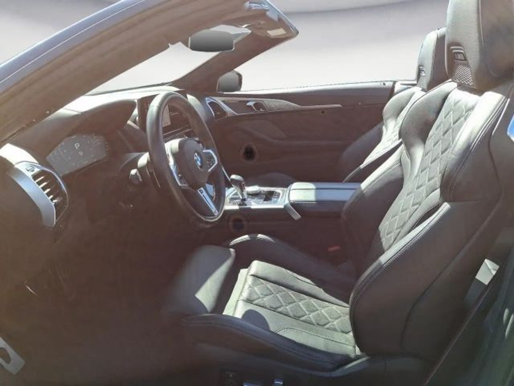 BMW M8