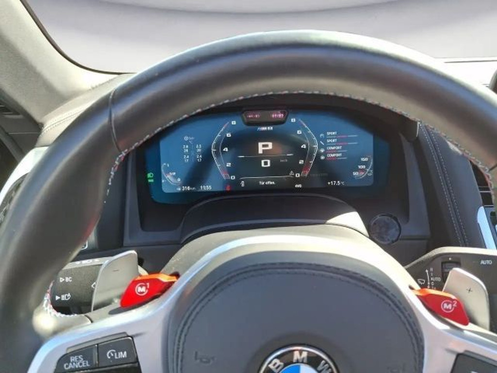 BMW M8