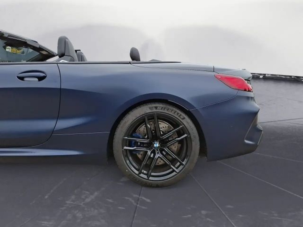 BMW M8