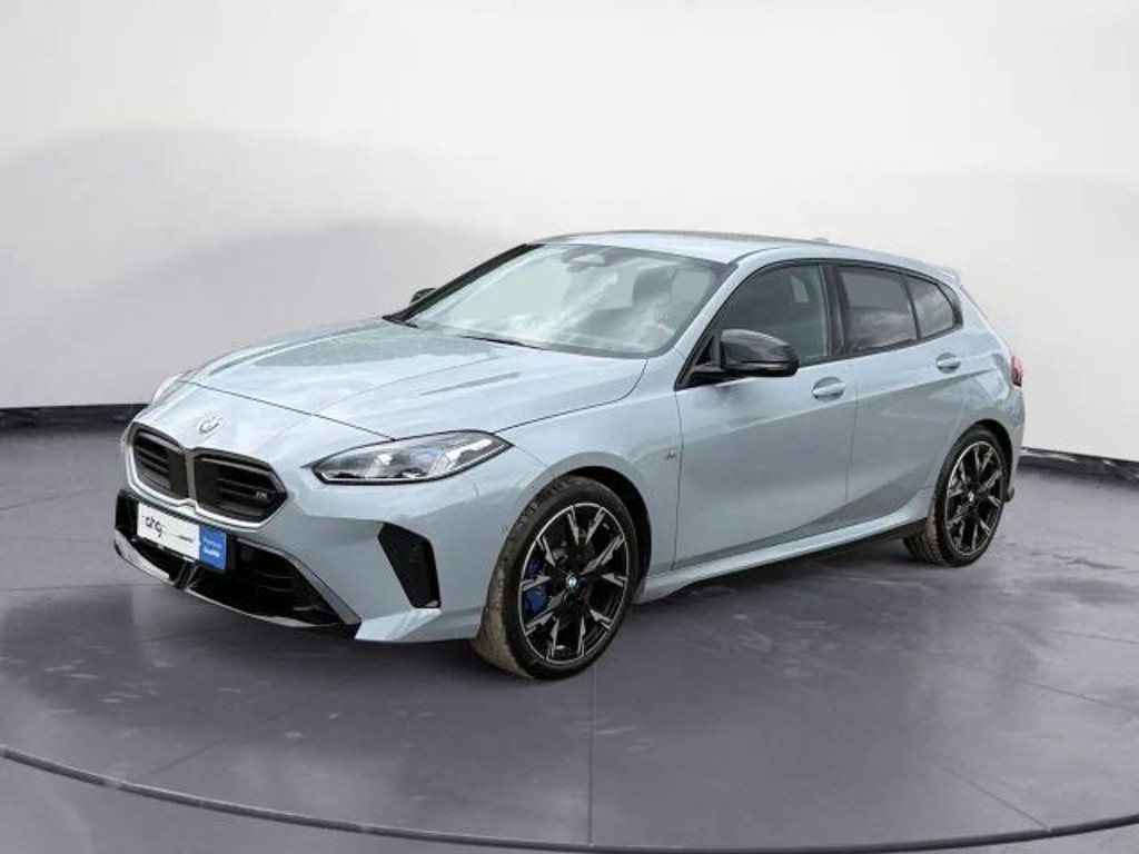 BMW 1 Serie 135 xDrive Sedan