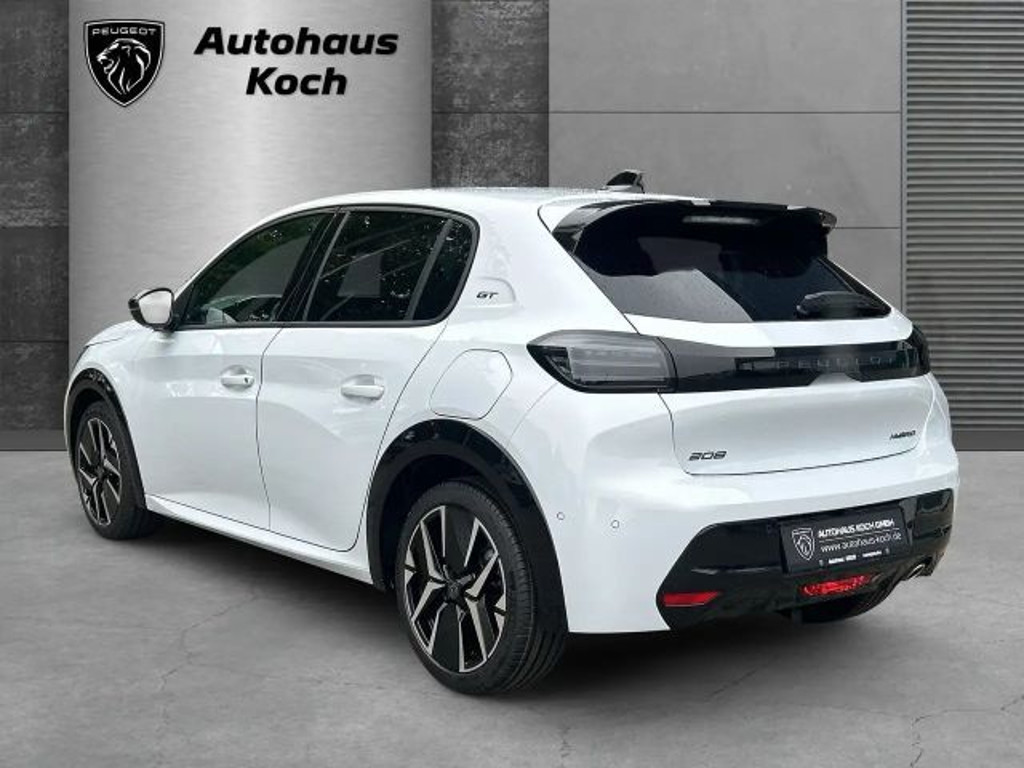 Peugeot e-208