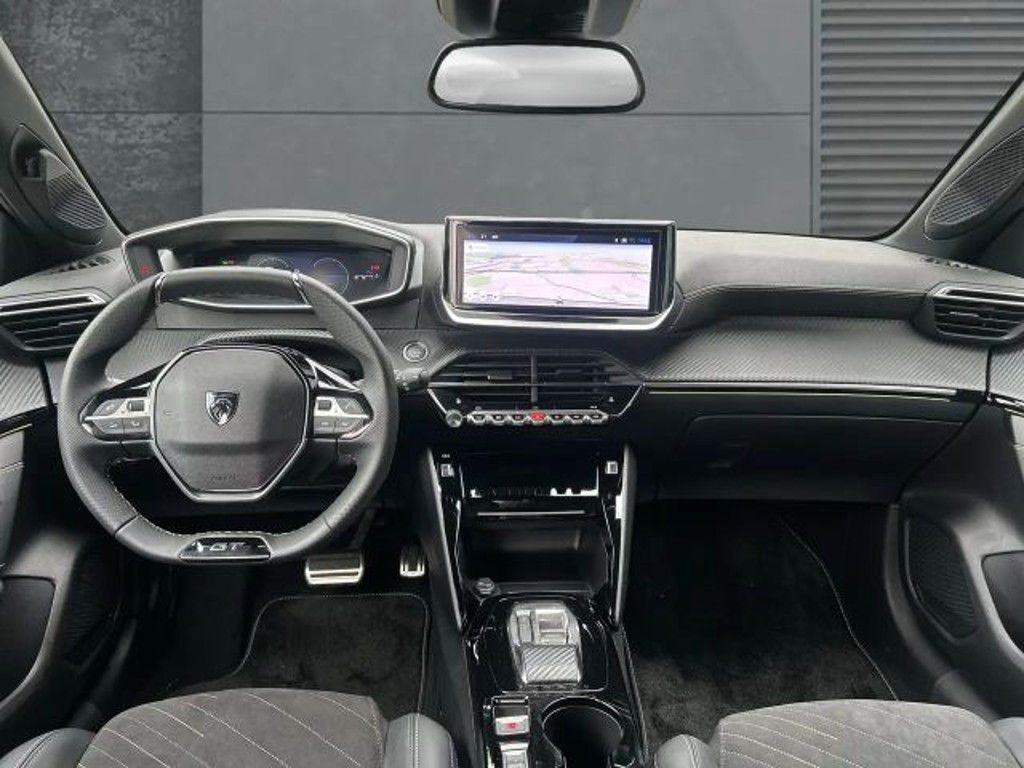 Peugeot e-208