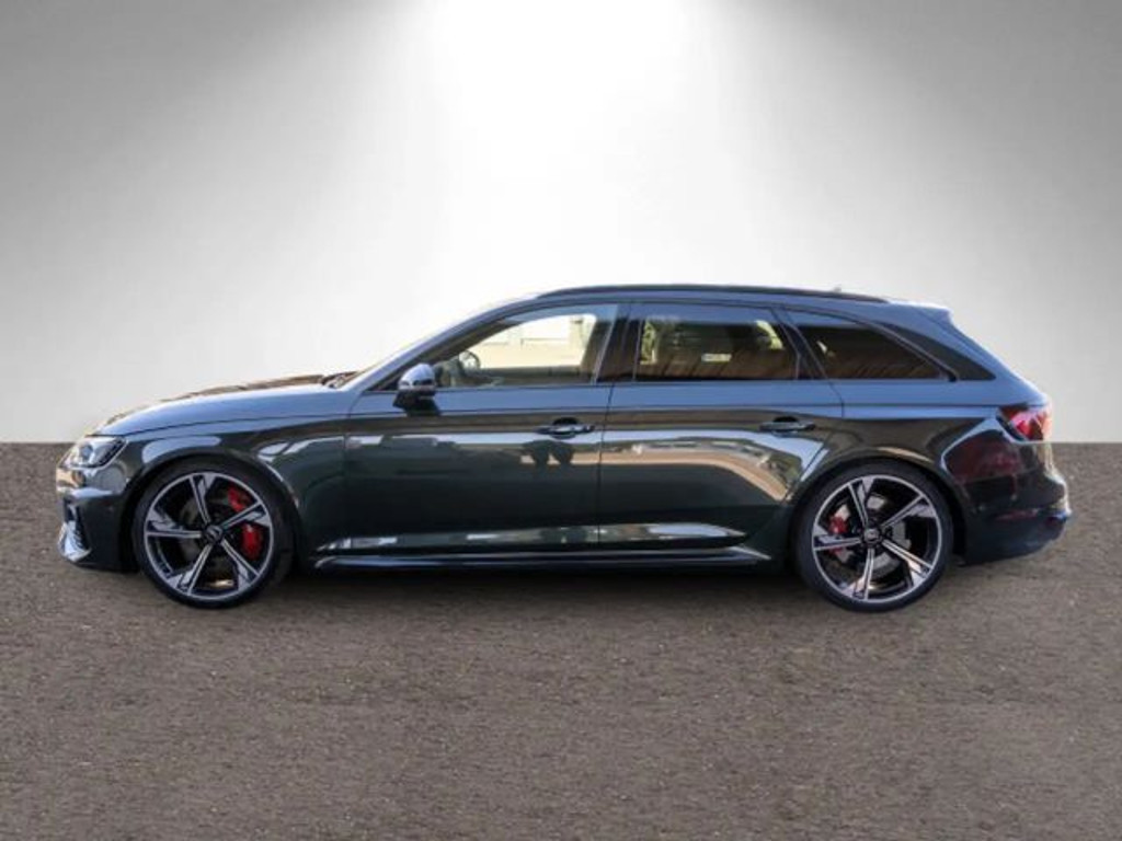 Audi RS4
