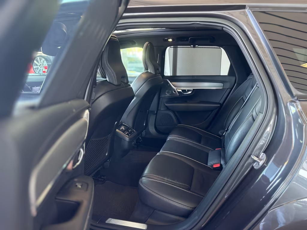 Volvo V90 Cross Country
