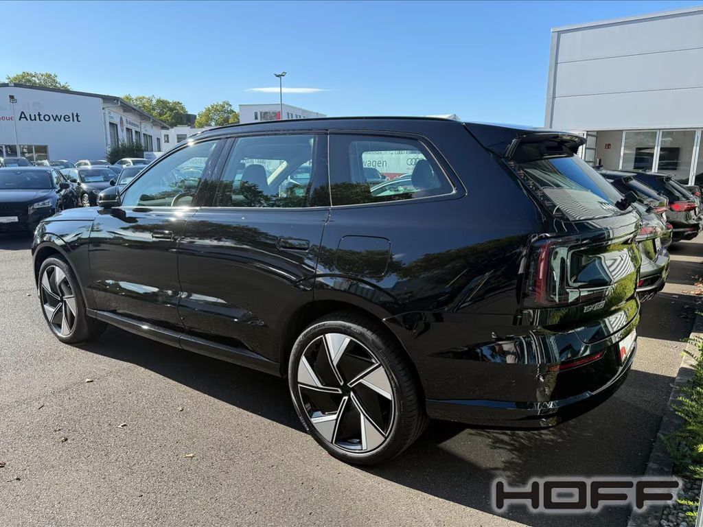 Volvo EX90
