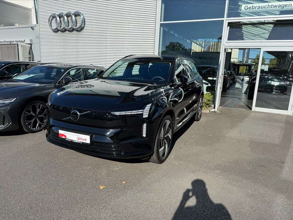 Volvo EX90