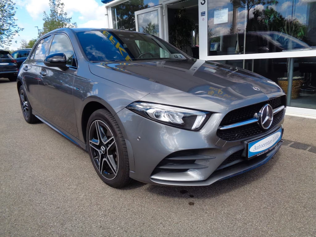 Mercedes-Benz A-Klasse A 250 A 250 e