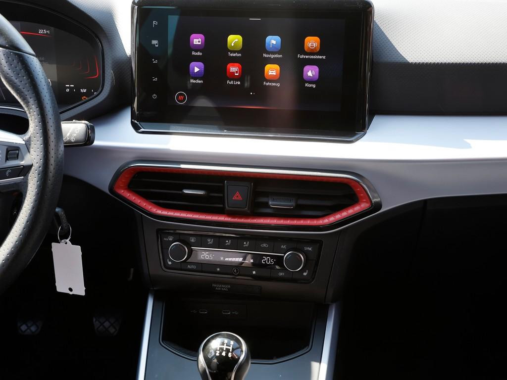 Seat Arona