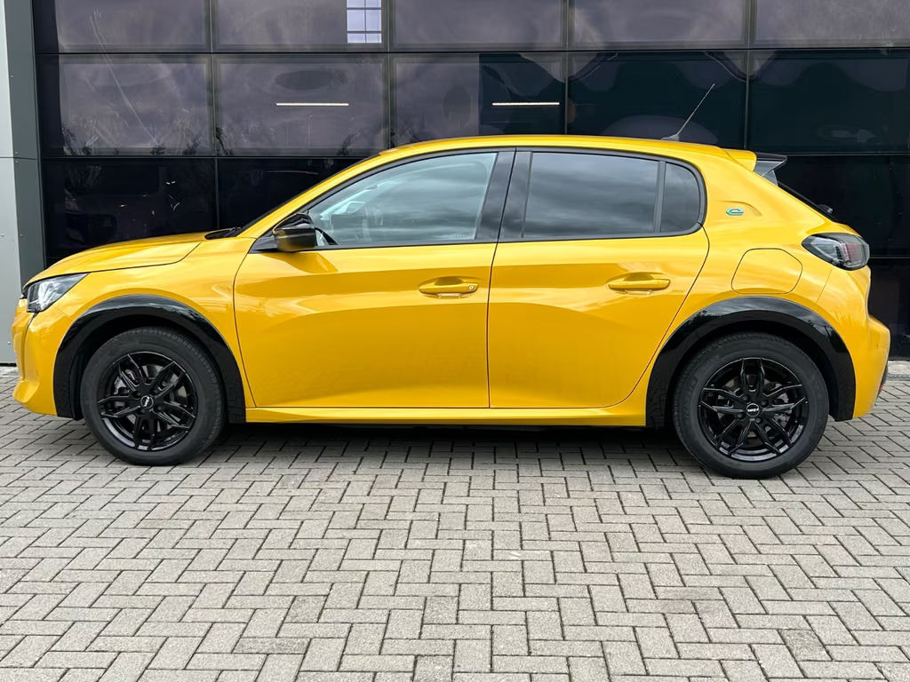 Peugeot e-208
