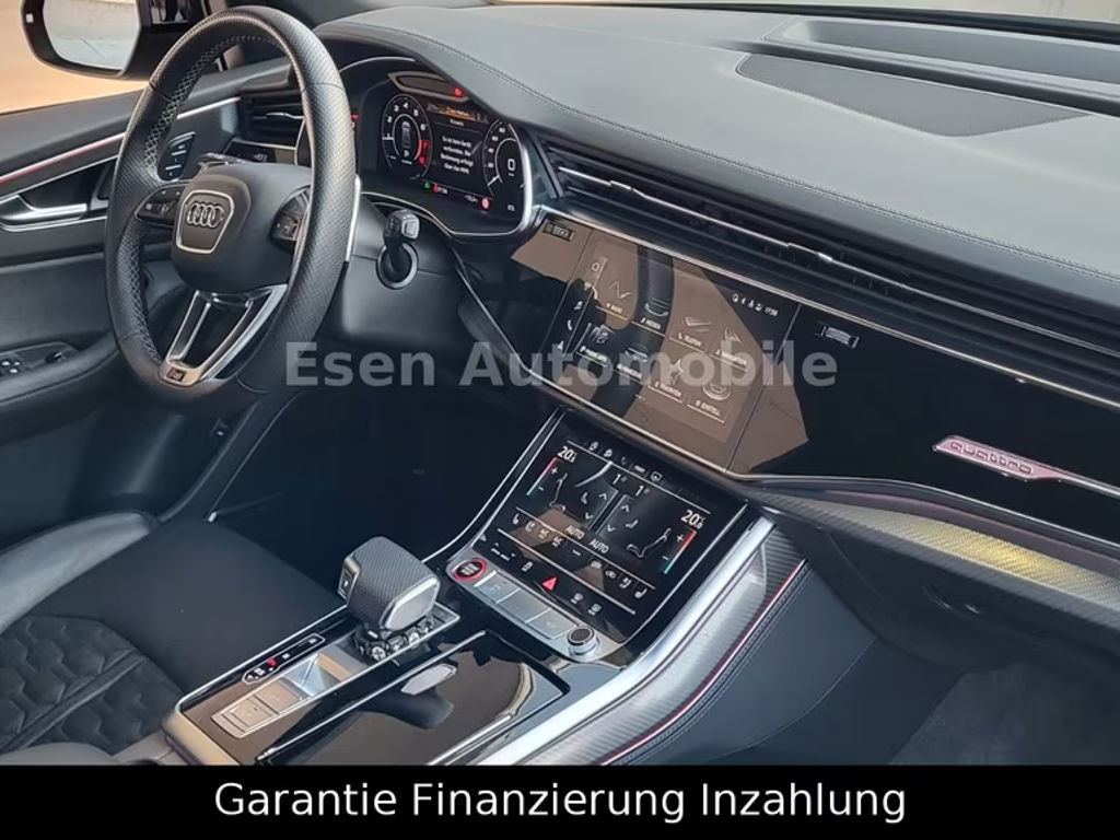 Audi RS Q8