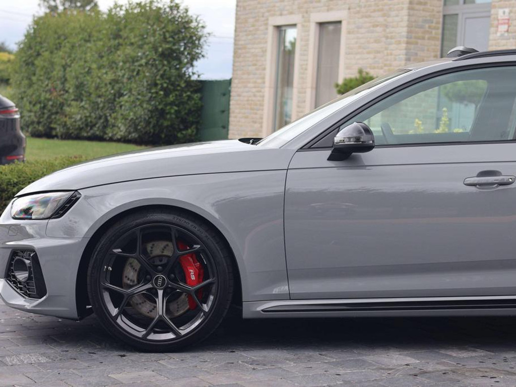 Audi RS4