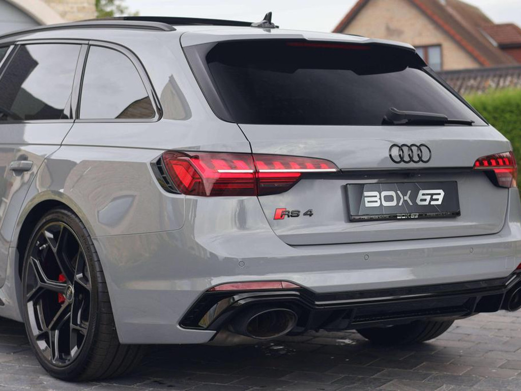 Audi RS4