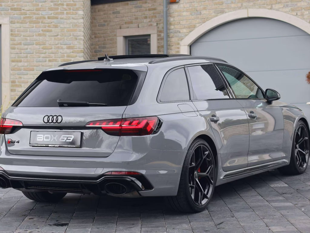 Audi RS4