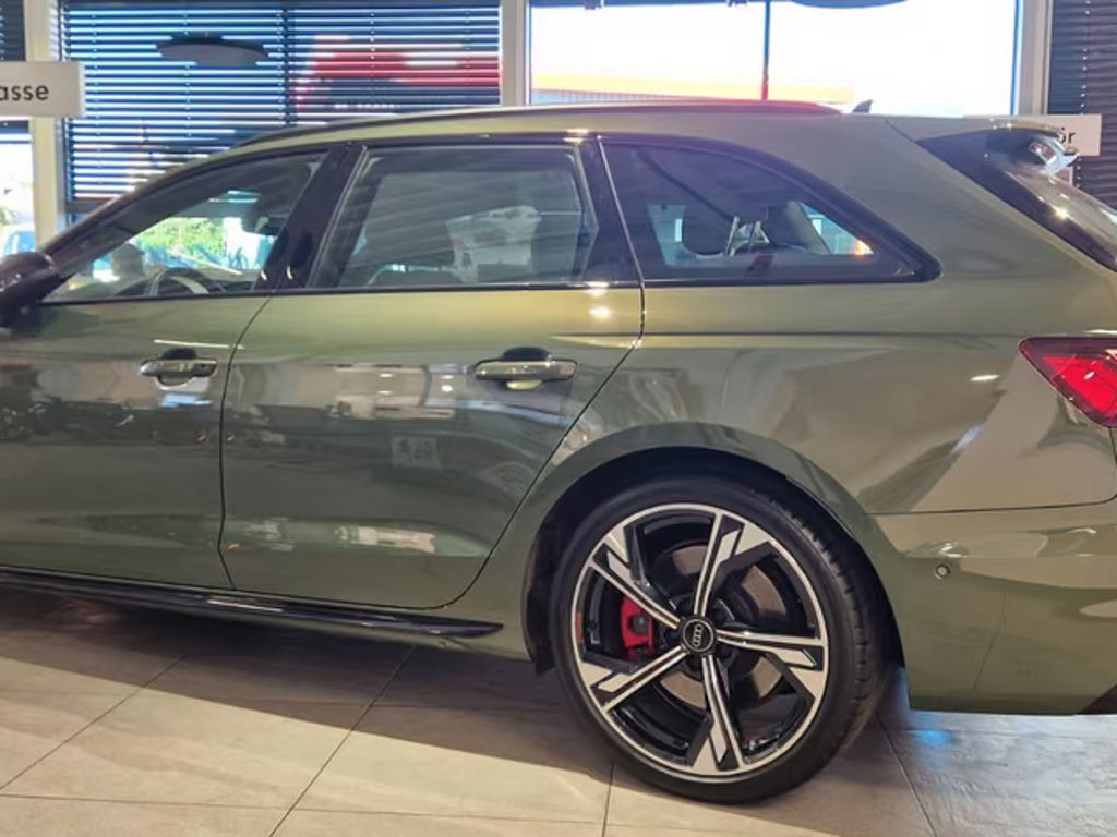 Audi S4
