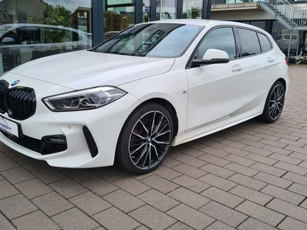 BMW 1 Serie 120 M-Sport Sedan 120i