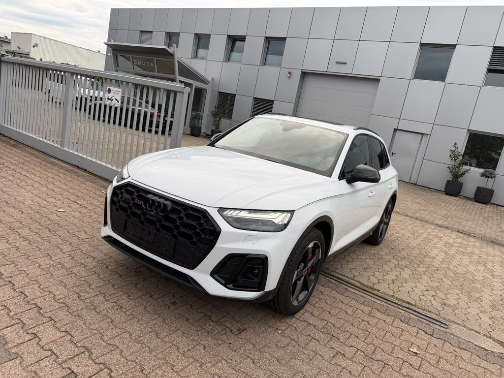 Audi SQ5 PANO*AHK*360°*NAVI*ACC*LANE*SIDE*LEDER*SOUND