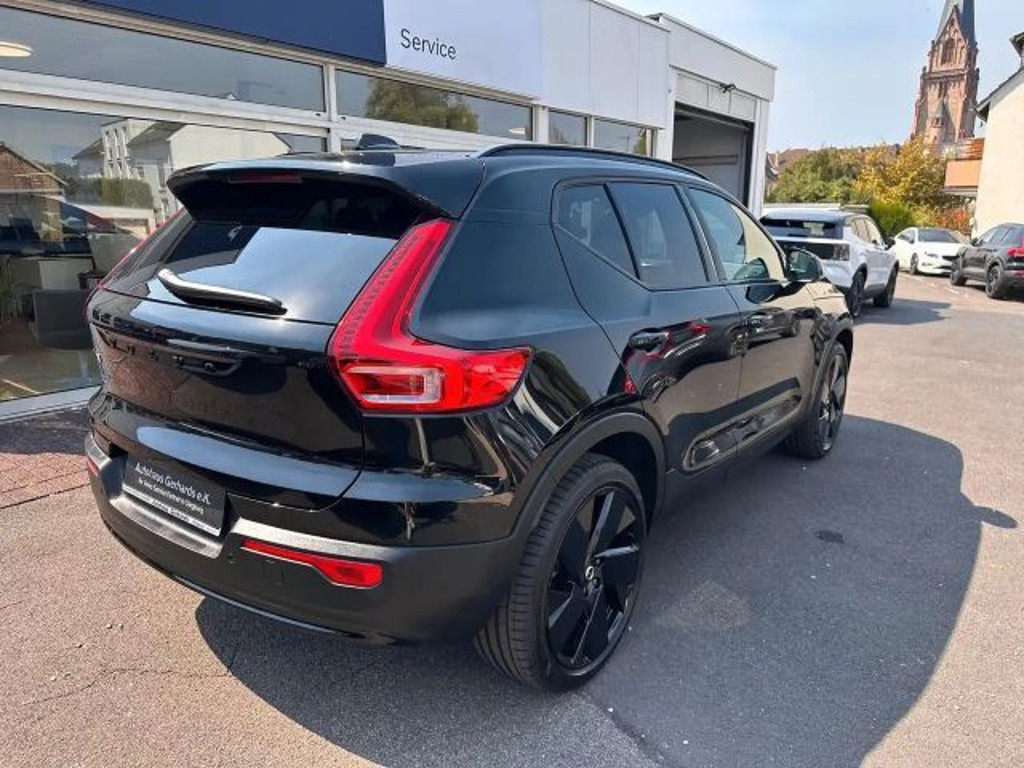 Volvo EX40