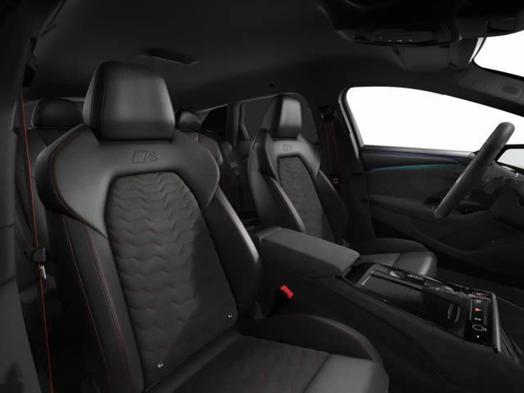 Audi S6 e-tron
