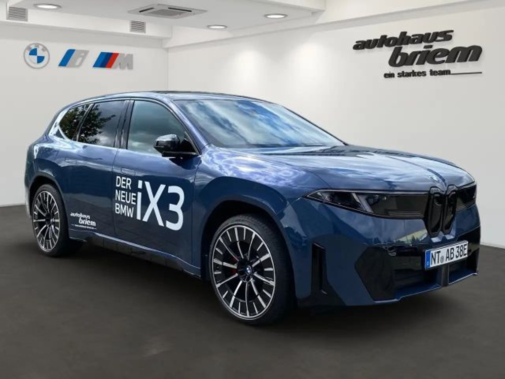BMW iX3