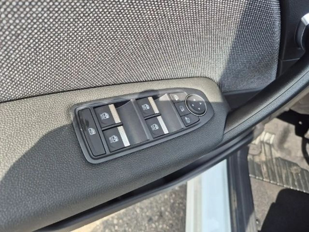 Mitsubishi Grandis