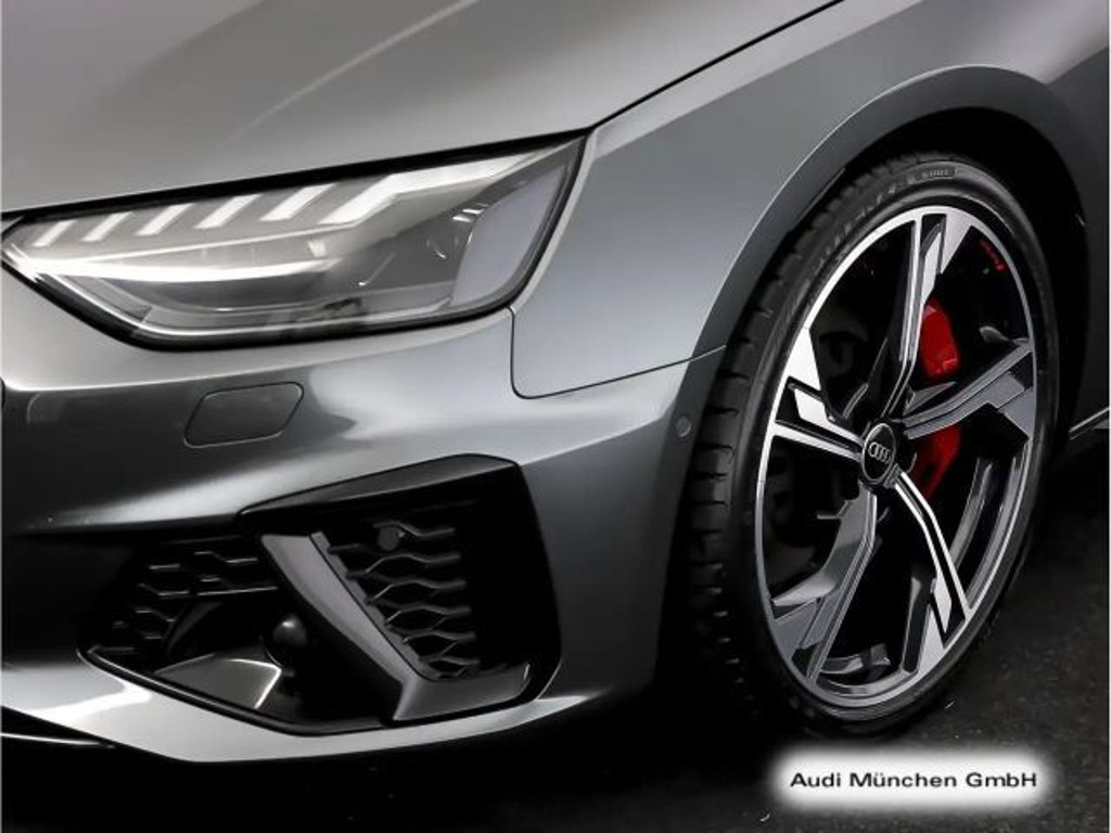 Audi S4