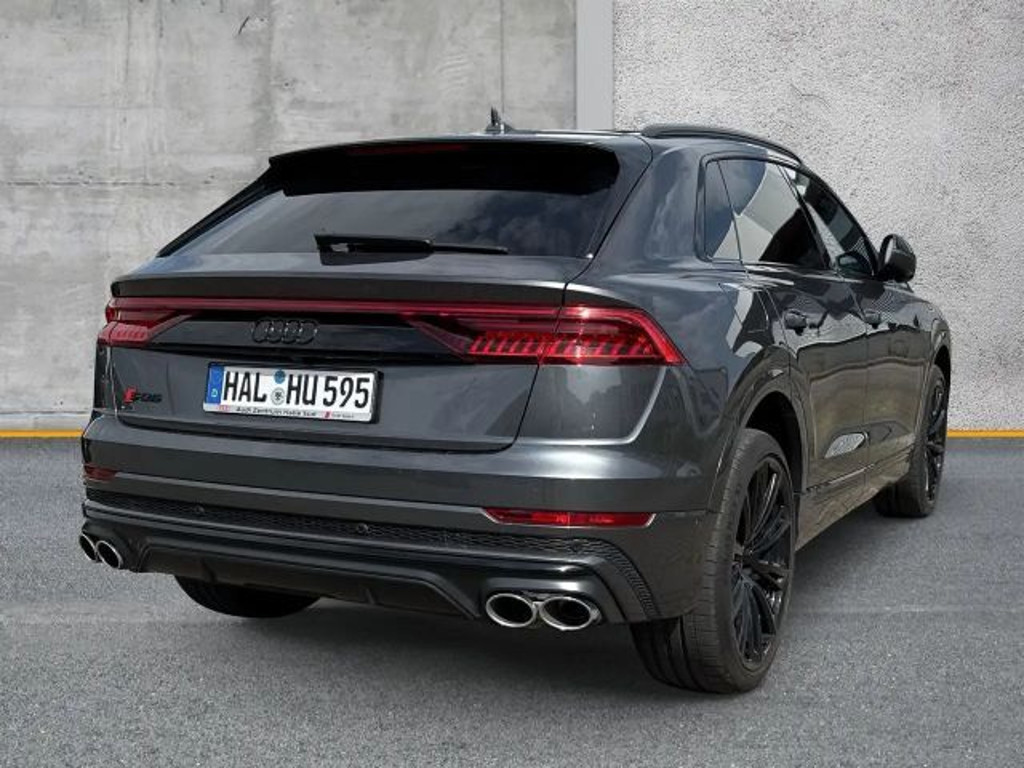 Audi SQ8