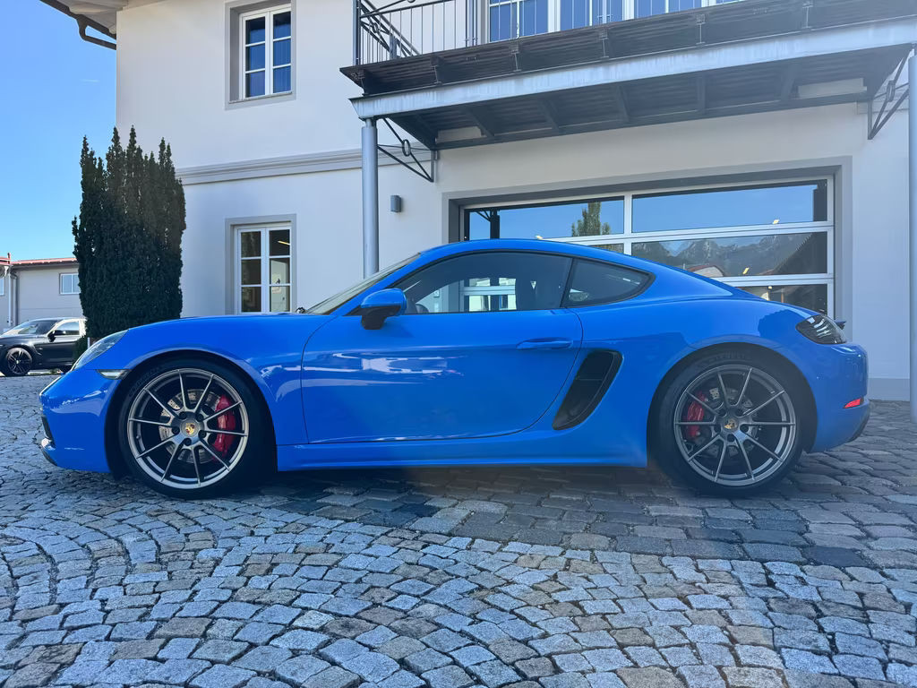 Porsche Cayman