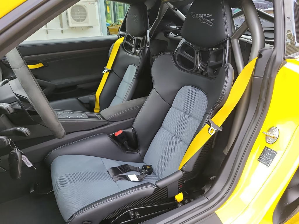Porsche Cayman