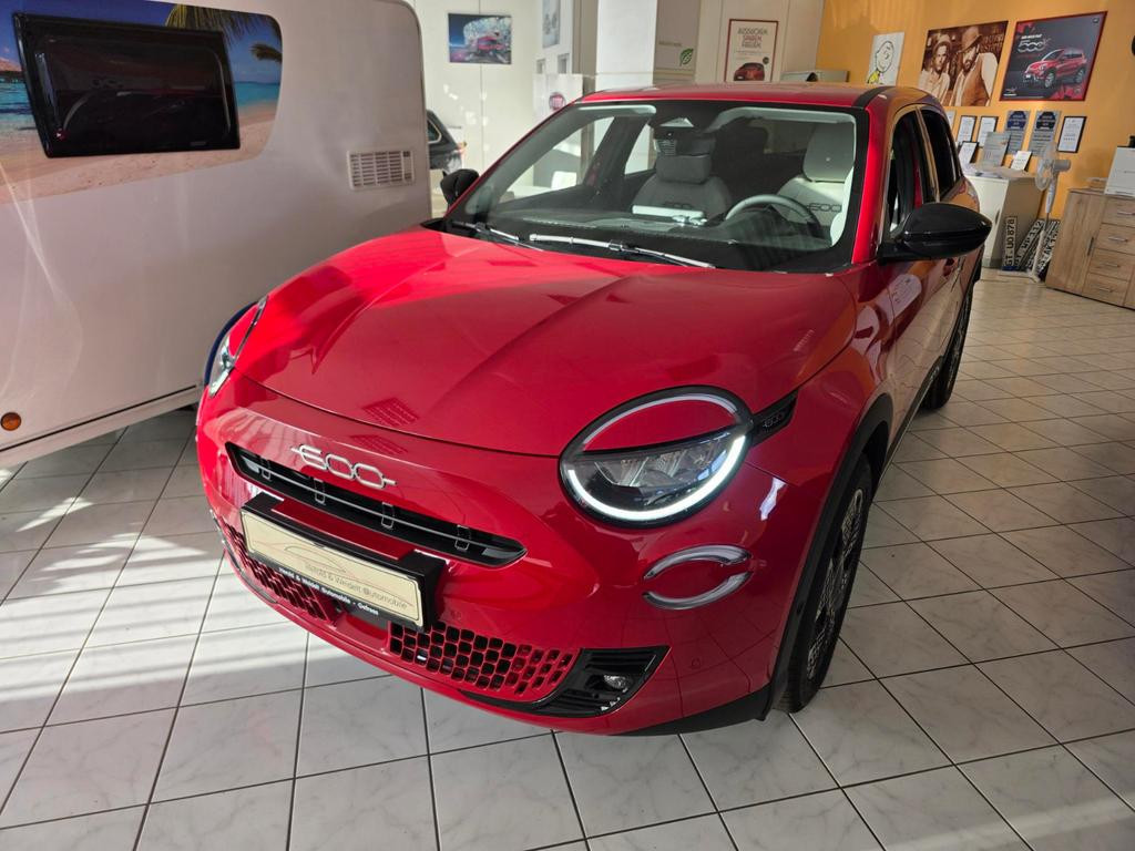 Fiat 600e La Prima