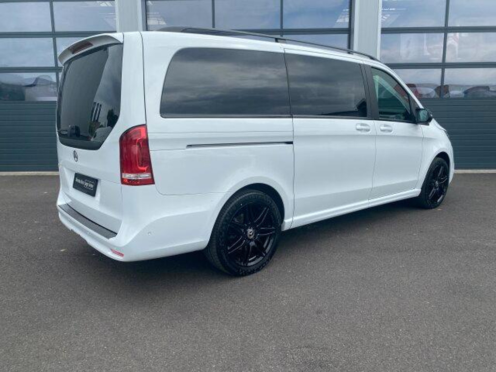 Mercedes-Benz V-Klasse V 300 4MATIC AMG Line Limousine Lang V 300 d