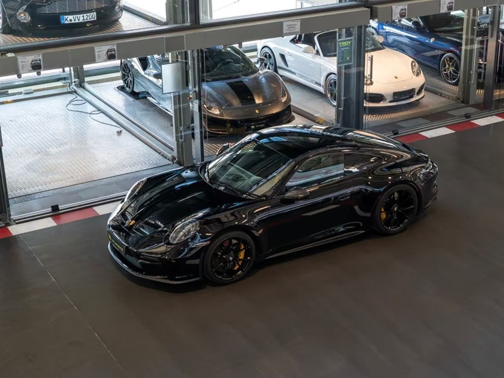Porsche 911 GT3 992