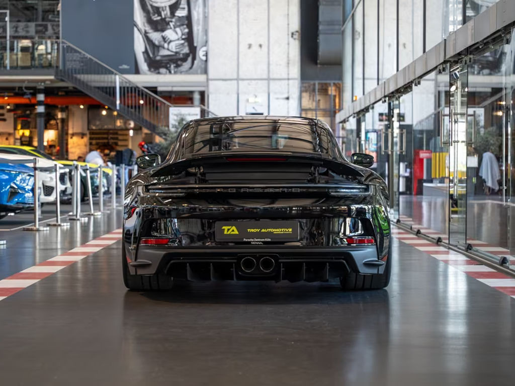Porsche 911