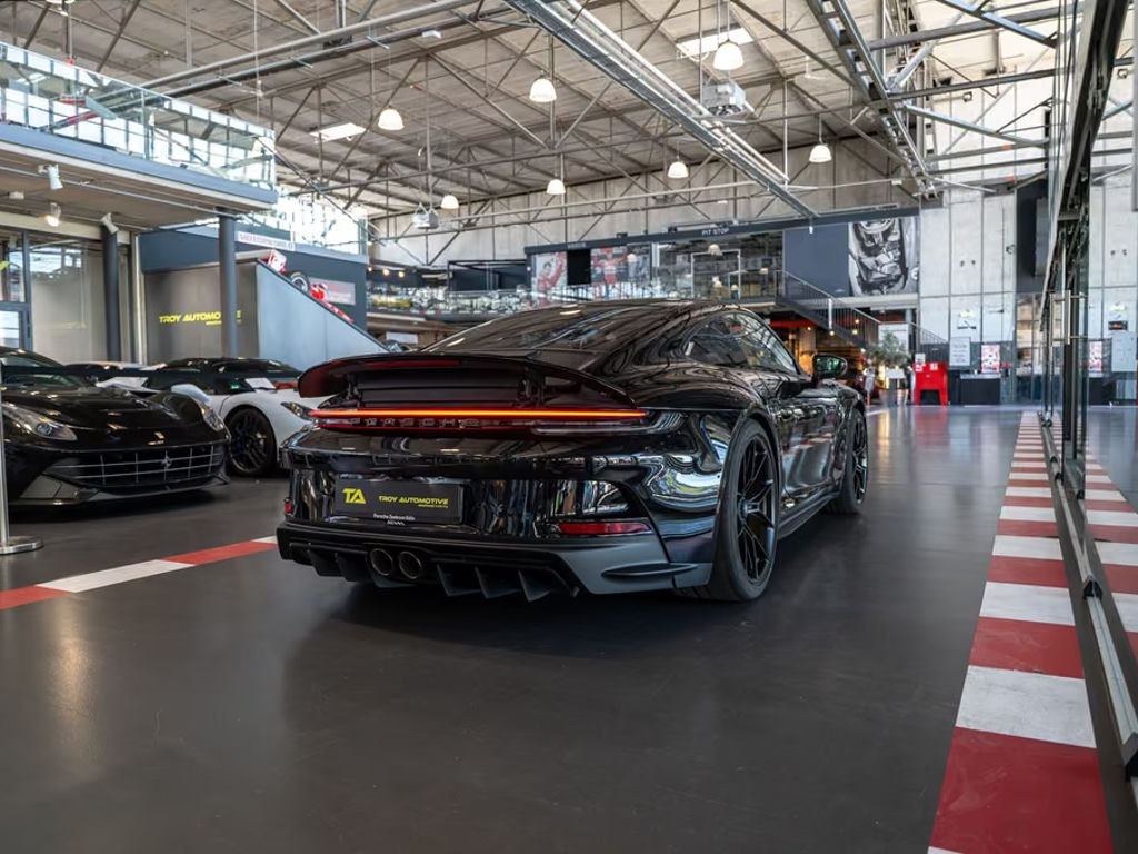 Porsche 911