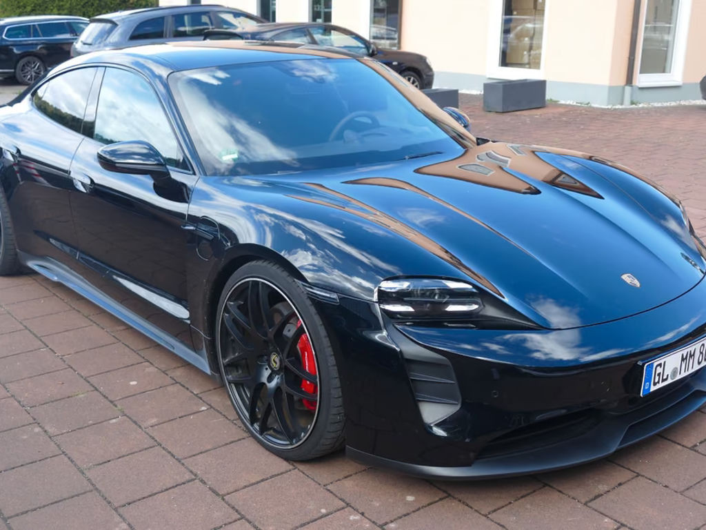 Porsche Taycan