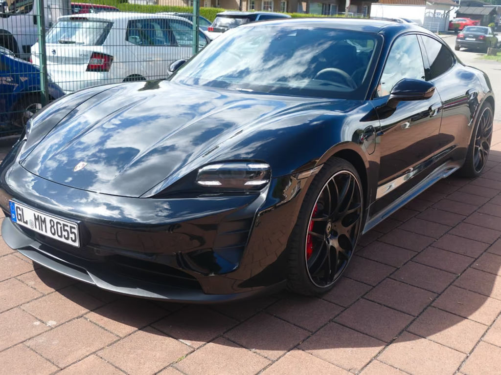 Porsche Taycan