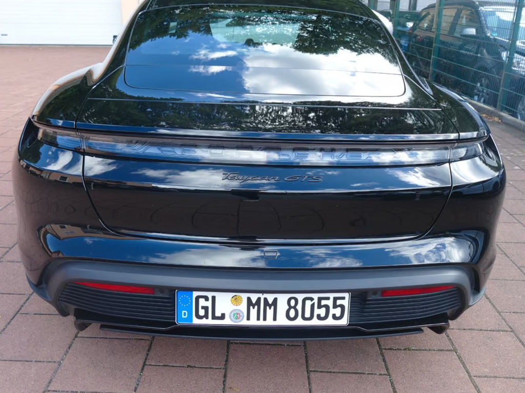 Porsche Taycan