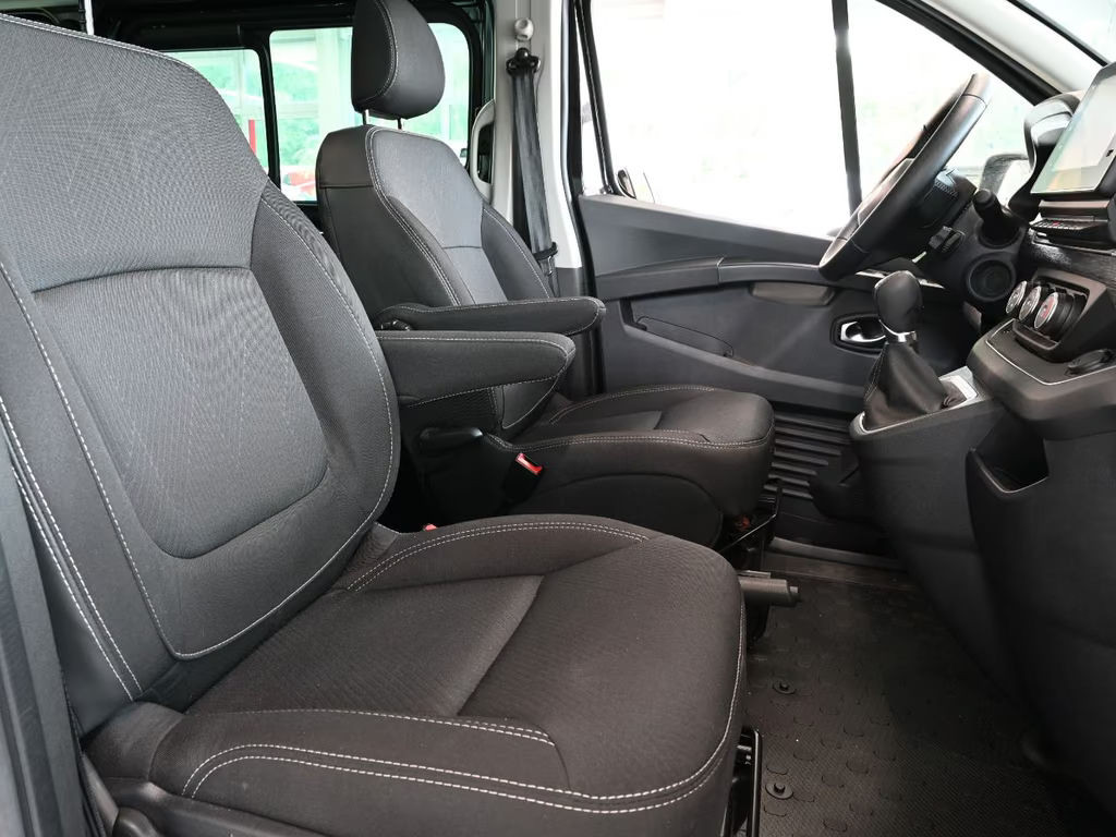 Nissan Primastar