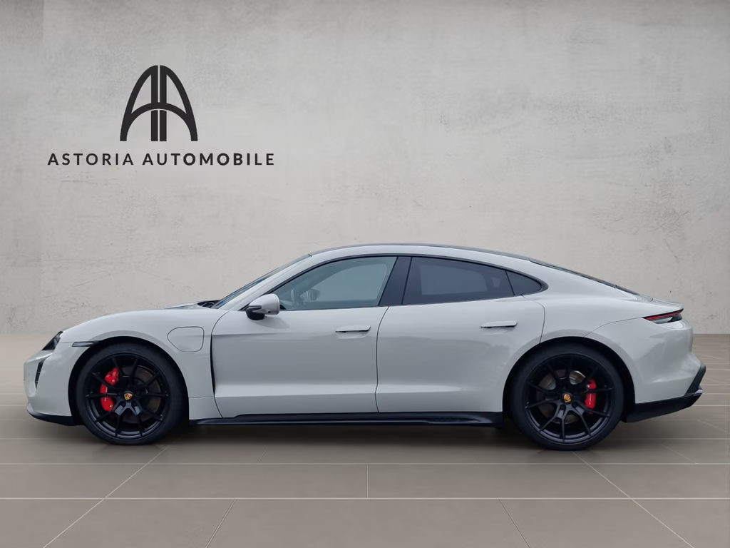 Porsche Taycan