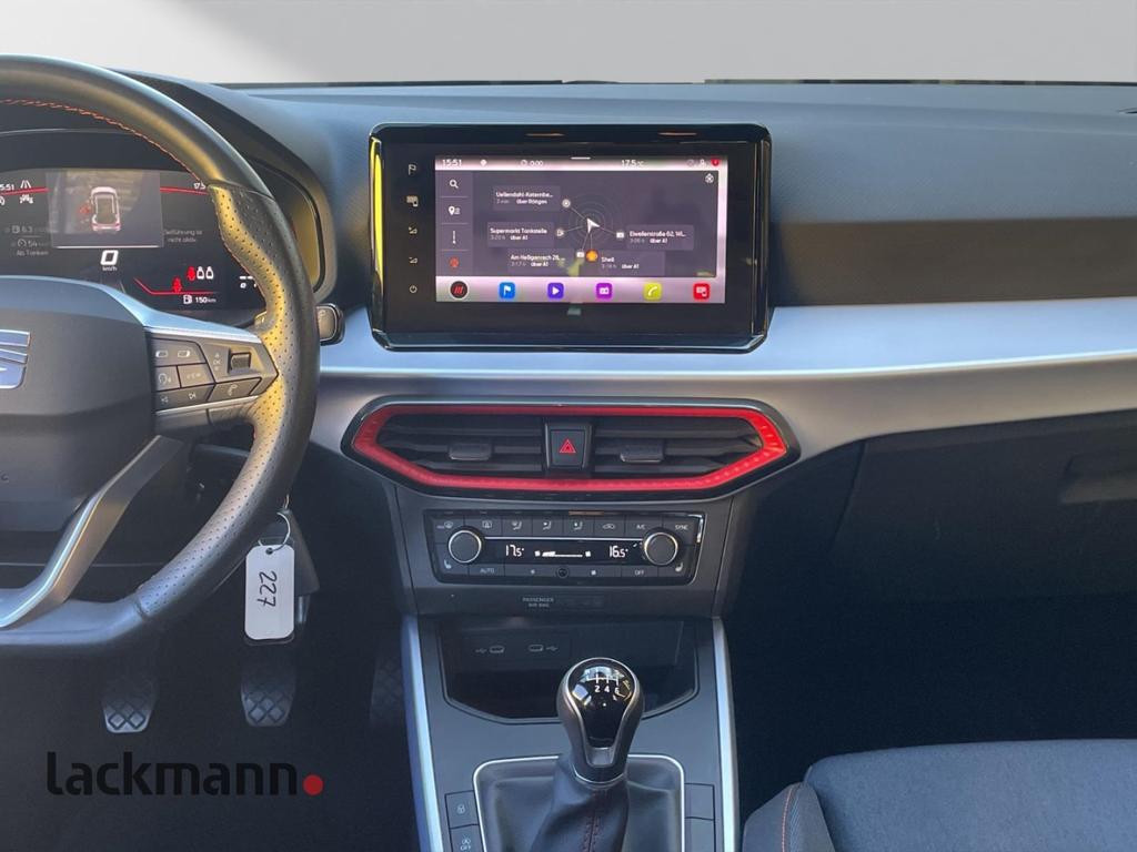 Seat Arona