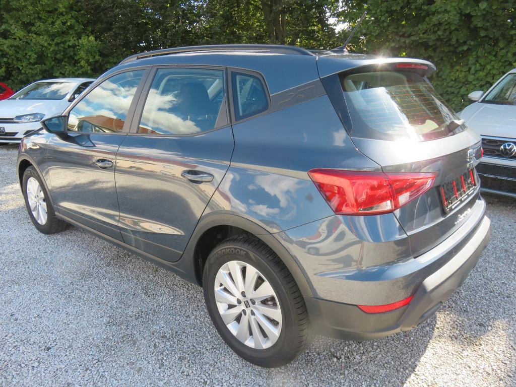 Seat Arona