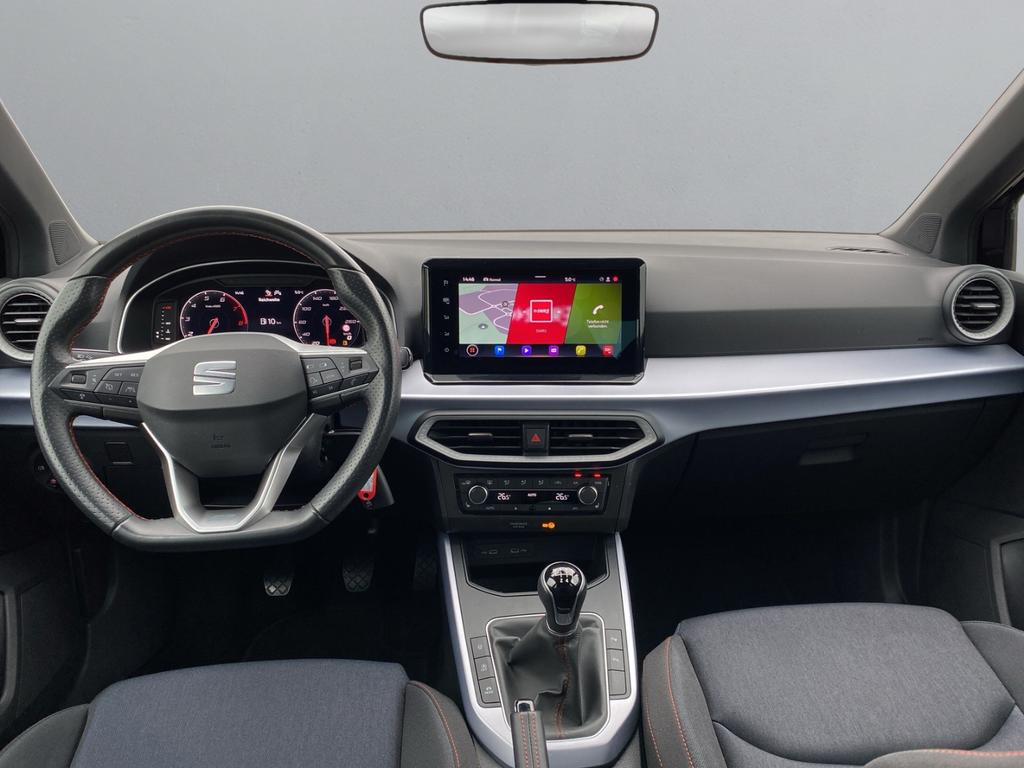 Seat Arona
