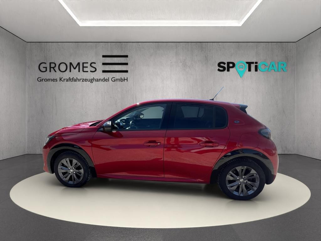 Peugeot e-208