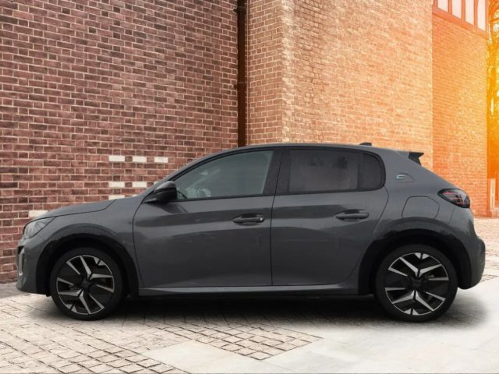 Peugeot e-208