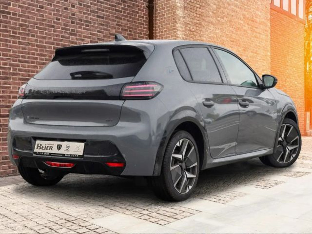 Peugeot e-208