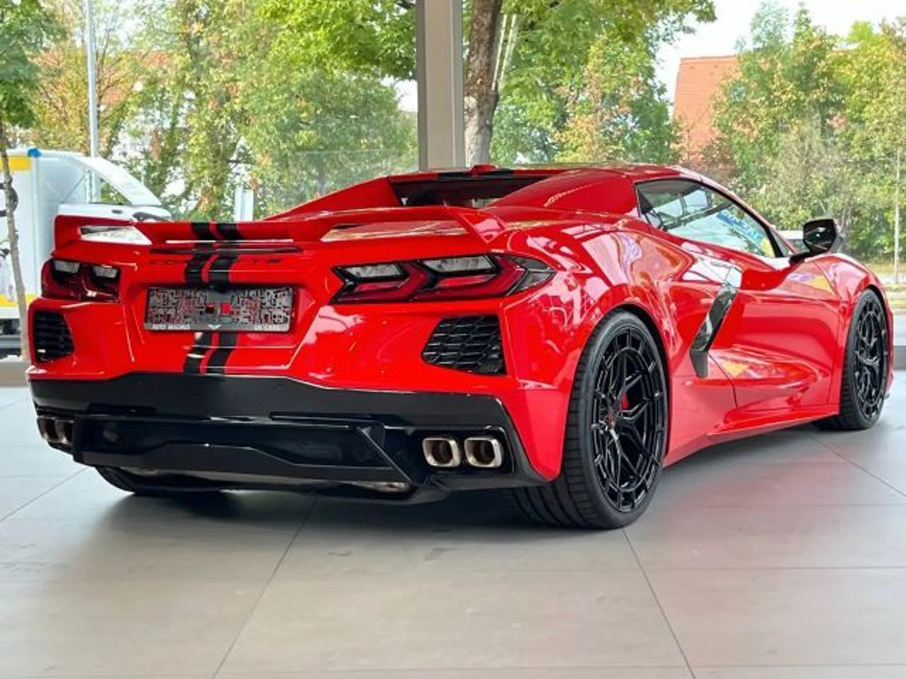 Corvette C8