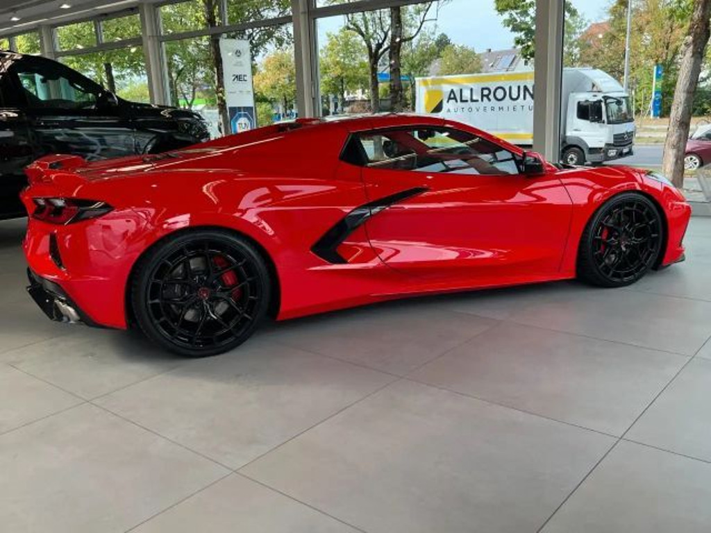 Corvette C8