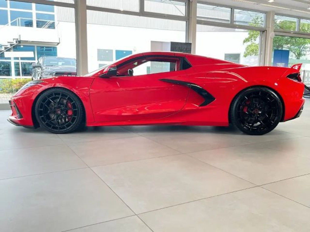 Corvette C8